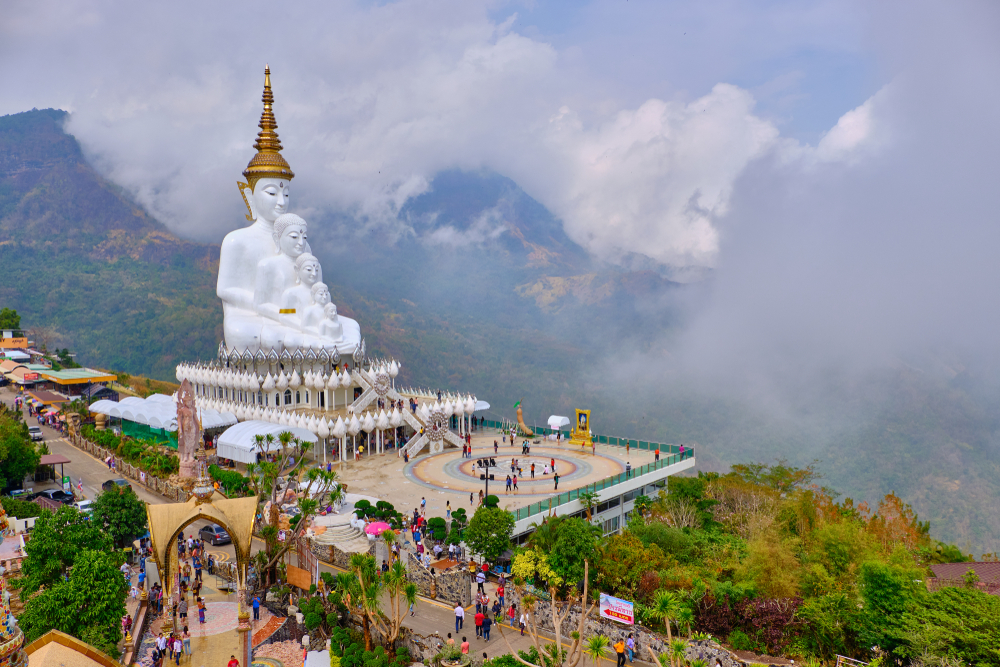 สถานที่ขอหวย วัดพระธาตุผาซ่อนแก้ว 2566
