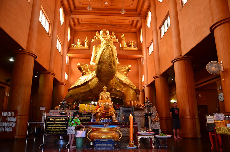 สถานที่ขอหวย วัดไร่แตงทอง 2566