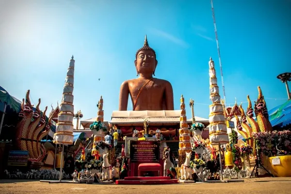 สถานที่ขอหวย หลวงพ่อสมหวัง 2566